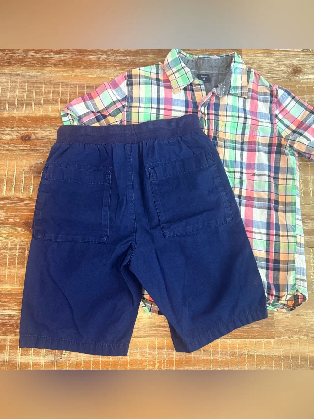 Gap Kids Boys button up shirt and Shorts outfit set size M
